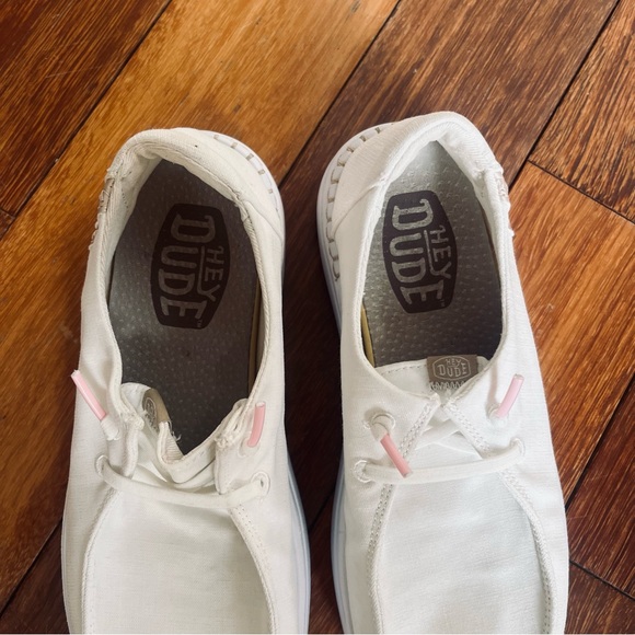 HEY DUDE WENDY RISE SNEAKER in SPARKLE WHITE Sz 5 - Picture 4 of 12